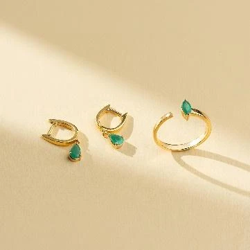 Love M Emerald Ring
