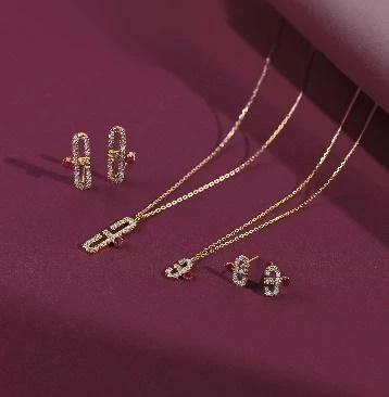 Valentine 2022 Neckils DS